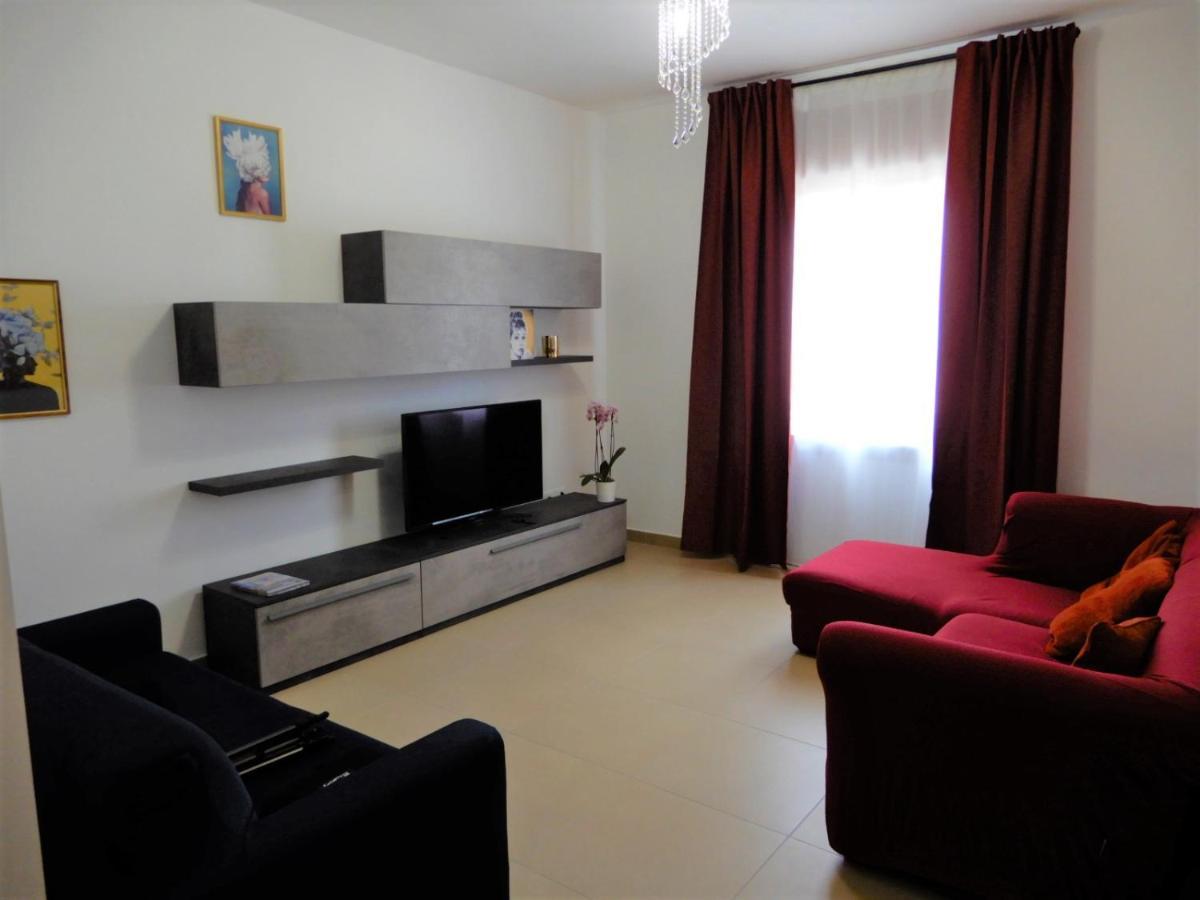 Caserta Royale Apartment Exterior photo