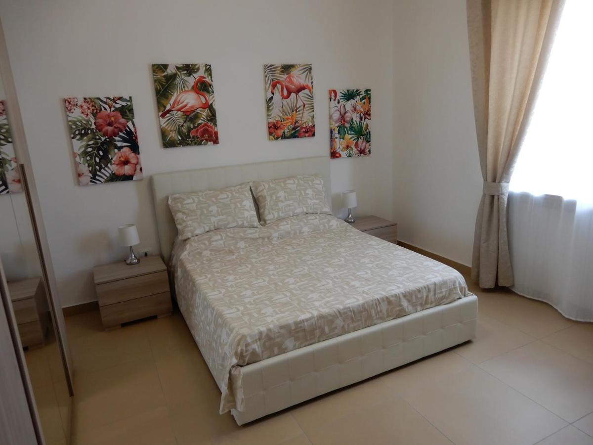 Caserta Royale Apartment Exterior photo